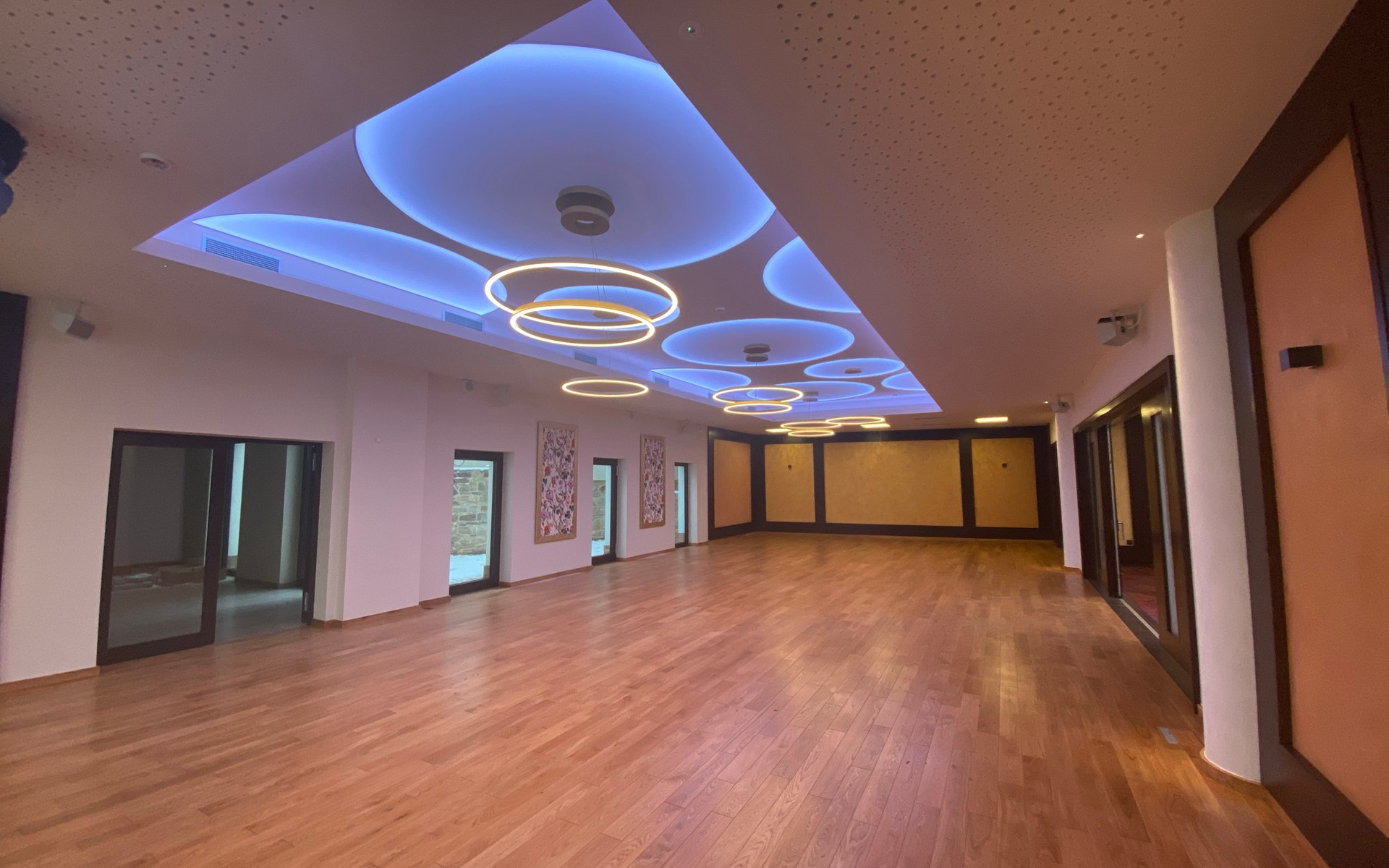 Sál kruhový_c (2).JPEG